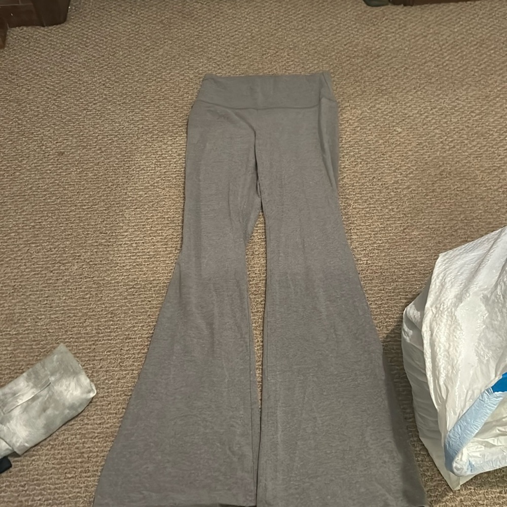 Wild Fable Bootcut leggings
Size-M
Very comfortable